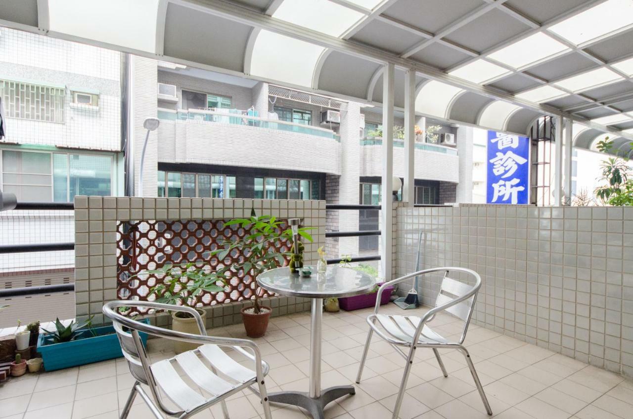 Beautiful Dream Tainan Homestay Exteriör bild